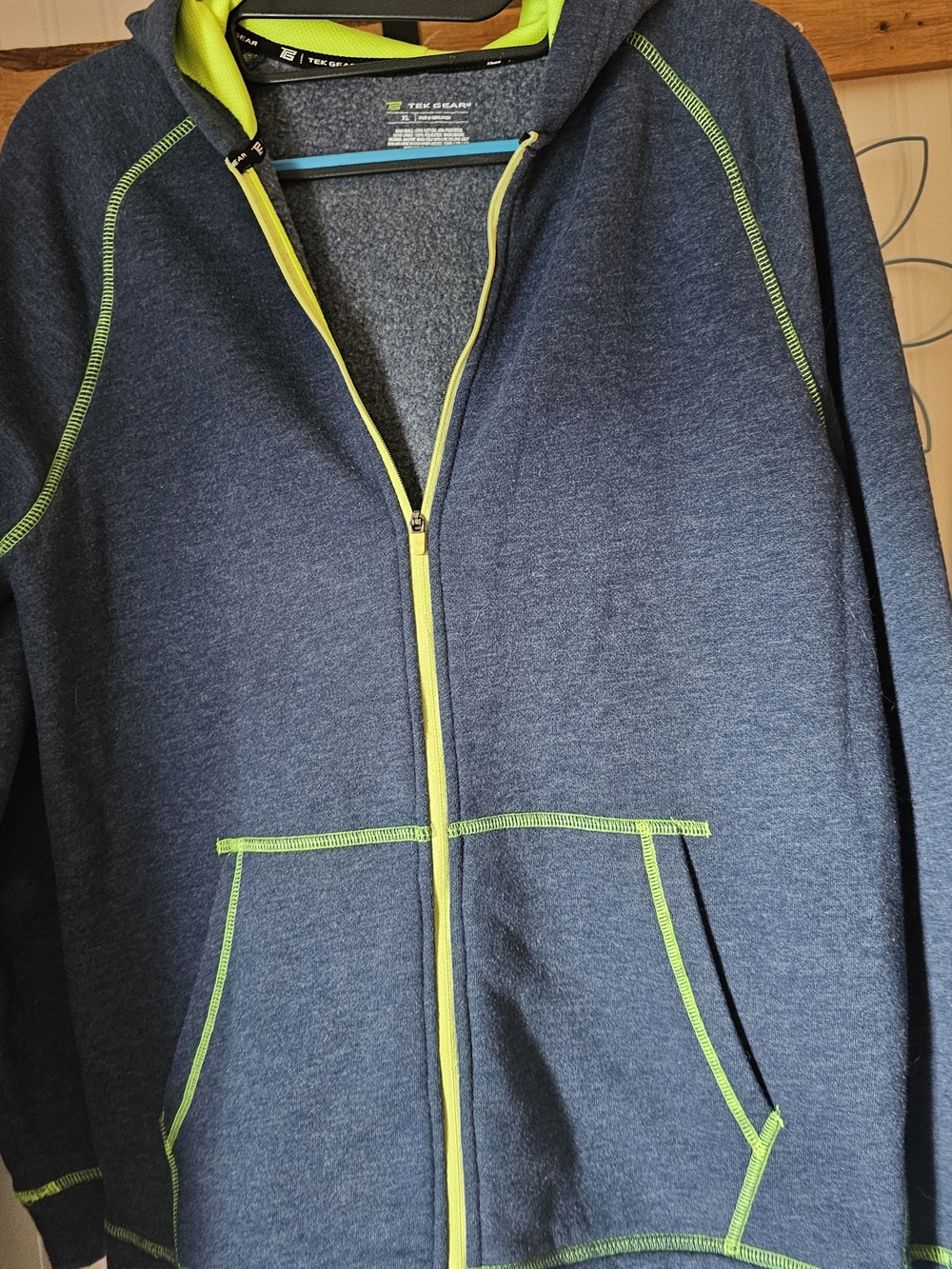Tek Gear Womans Navy Zip-Up Hoodie with Lime Trim Xl